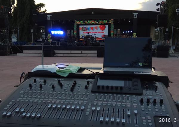 Buy cheap Pixel Pitch 3.9mm Outdoor Stage LED Screen 1/16 Scan Driving For HD Events Rental from wholesalers