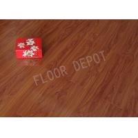 Buy cheap E1 Crystal Laminate Wood Flooring AC4 HDF V Groove Oak Color Wax Stable product