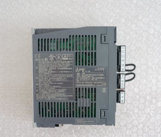 MR-J4-10A Mitsubishi Servo Amplifier Mitsubishi MR-J4 Series 100W Servo Diver 100% Original adn New