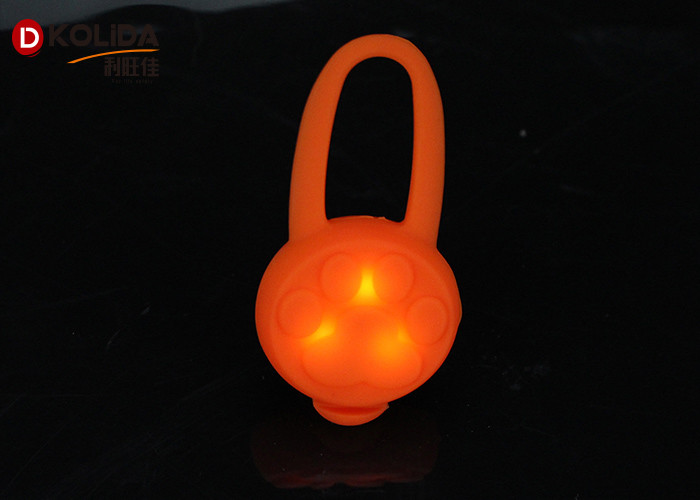 LED Collar Light for Dogs Cats Pets , Waterproof Silicon Dog Safety Light Blinker