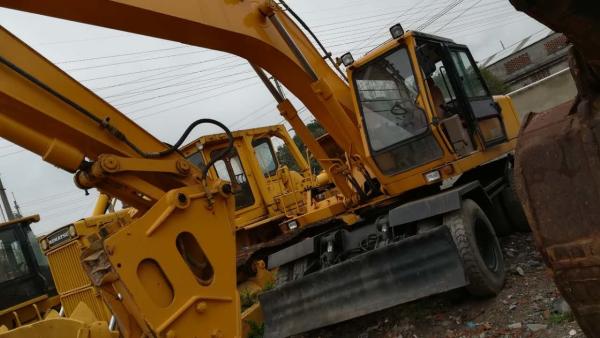 Buy cheap 2012 Year Used Excavator Machine Hyundai 200W-5 Wheel Excavator Korea Made from wholesalers