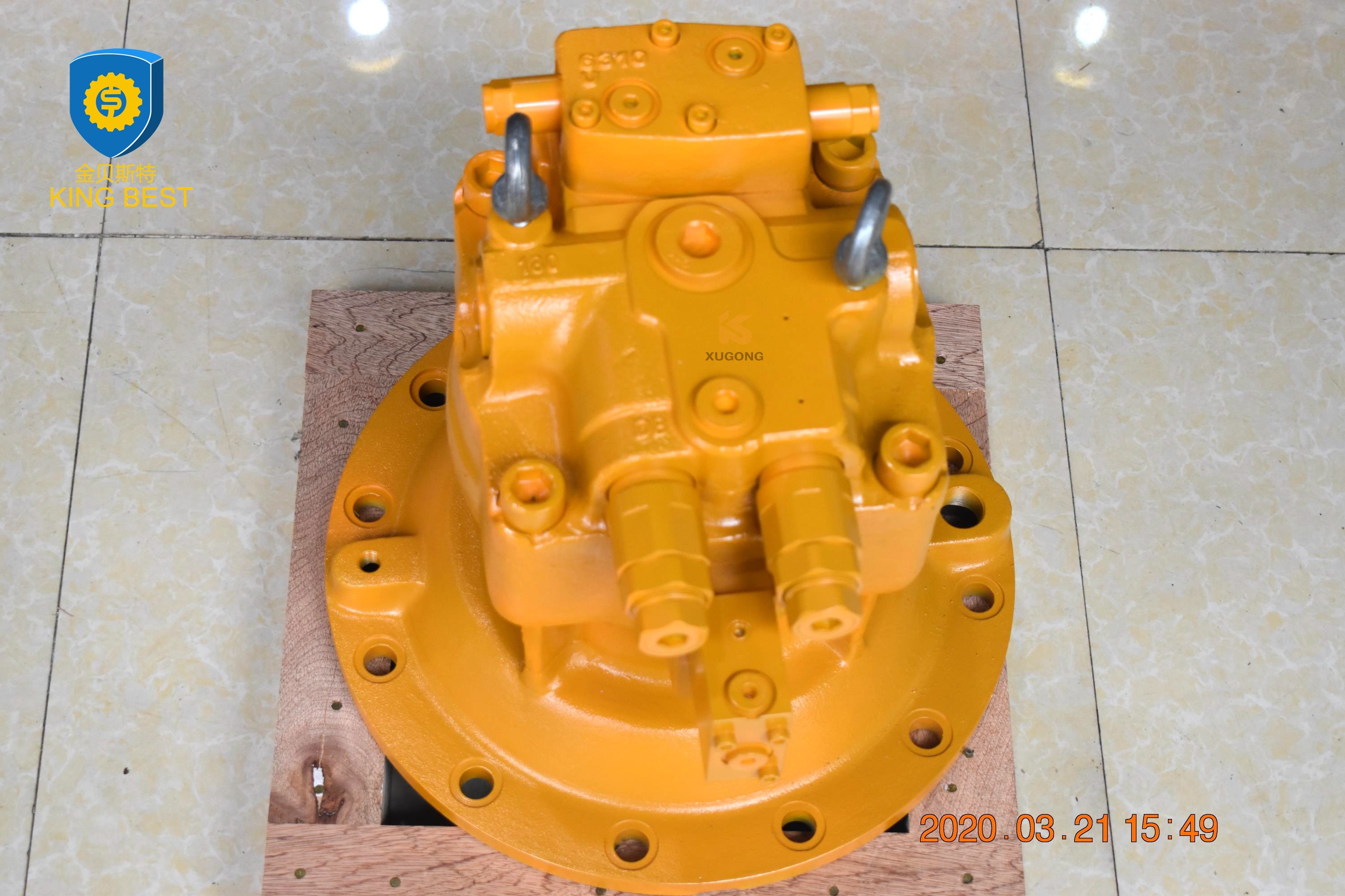 Earthmoving Equipment Excavator Replacement Parts SY330 Swing Motor