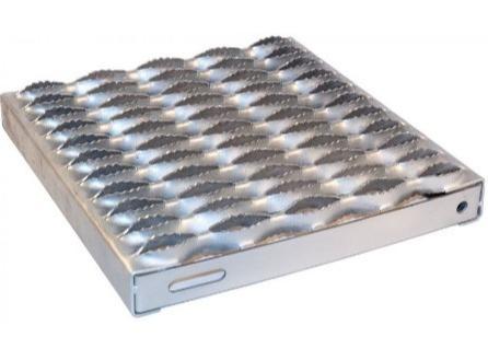 1060 3003 Aluminum Nosing Grip Strut Safety Grating Stair Treads Trucking