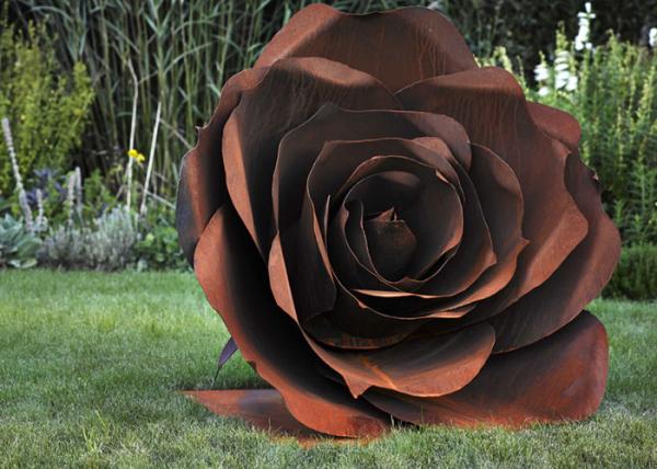 Buy cheap Rose Flower Corten Steel Sculpture , Rusted Metal Garden Sculptures from wholesalers