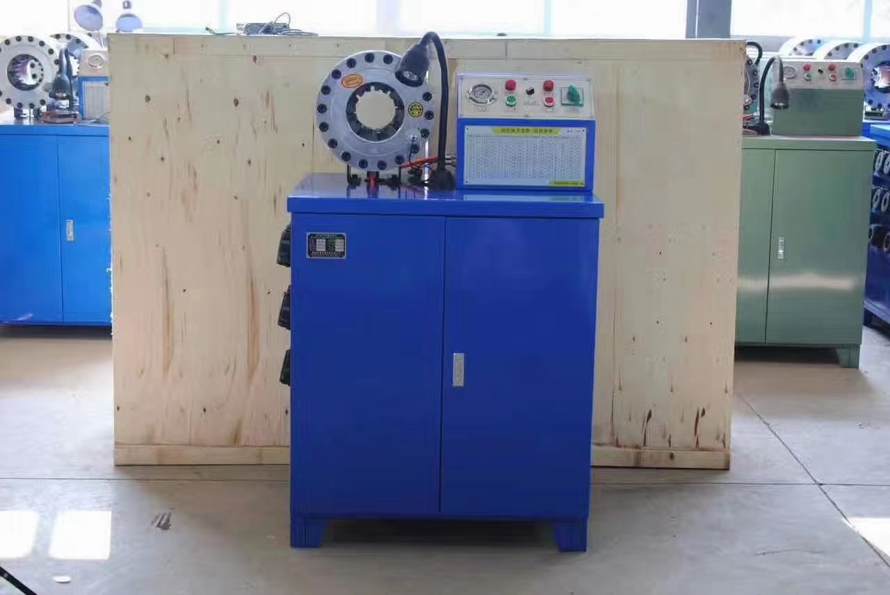 Versatile Rubber Hose Crimping Machine Voltage Options 220v/240v/380v/415v
