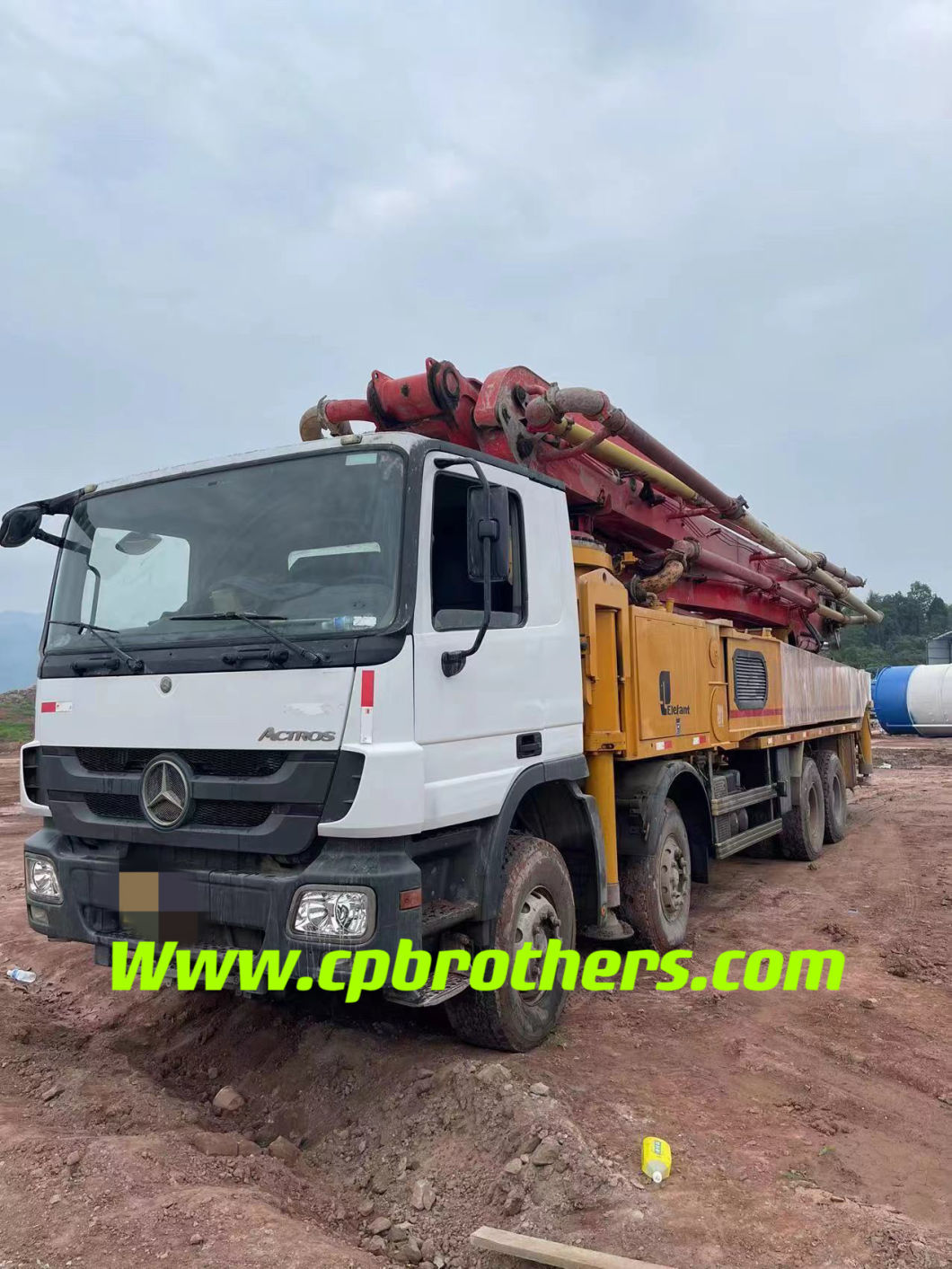 Used Heavy Equipment Putzmeister 46m 52m 56m 62m 67m Concrete Pump Truck Second Hand Mounted Pump for Sale