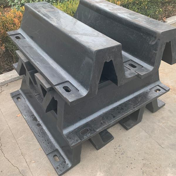 Buy cheap Bolted Installation Super Arch Rubber Fender with 70-85A Hardness from wholesalers