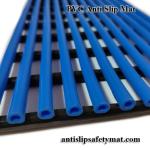 Two Layers Swimming Pool Anti Slip Mats Hollow Tube PVC Drainage Mats