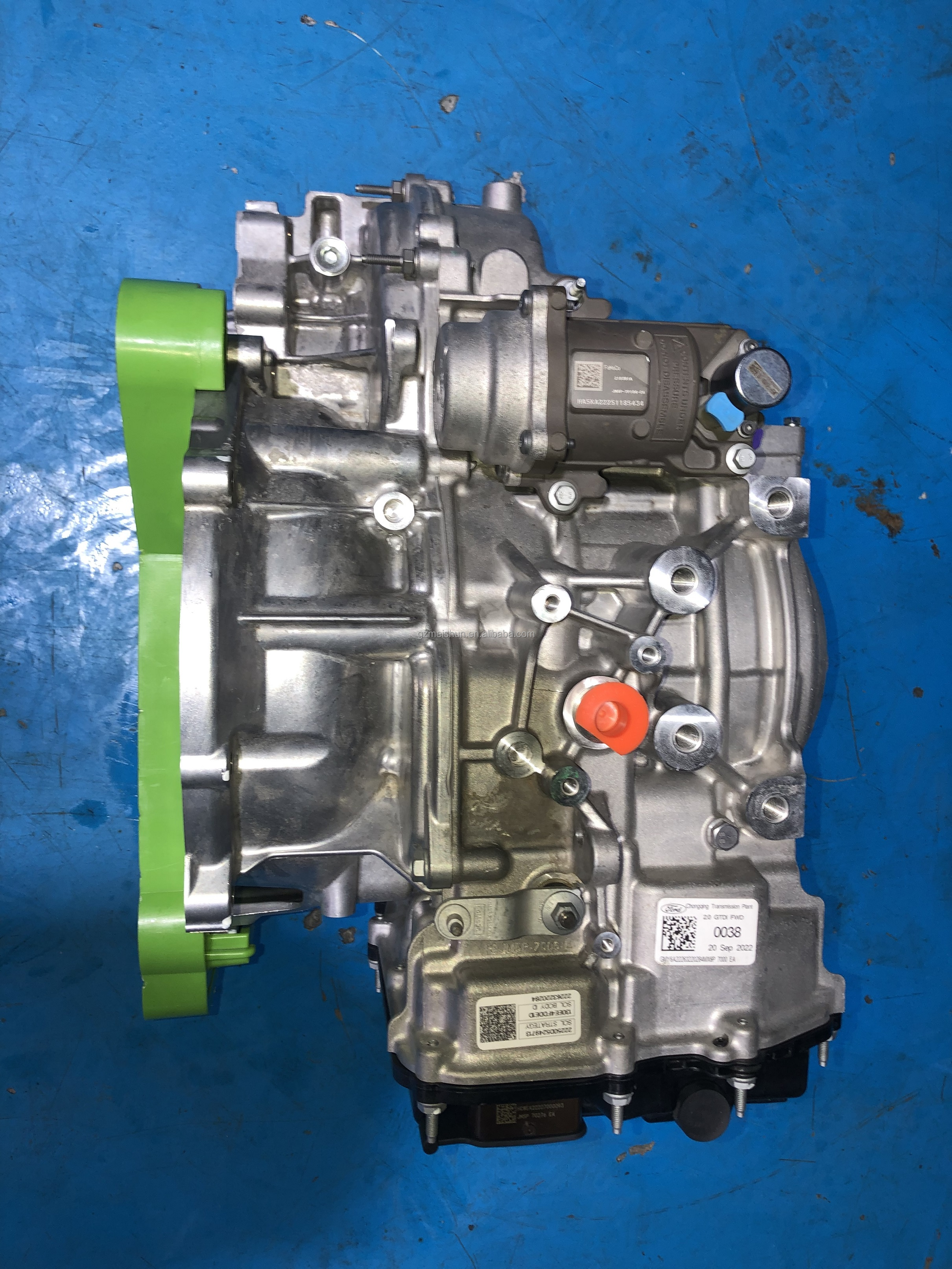 68x65x65cm K2GZ7000F 2.0T 2WD 8 speed 8F35 automatic transmission assembly for Ford