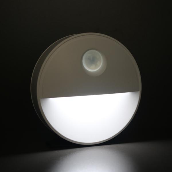 Buy cheap 3x2835 SMD Wardrobe Motion Cabinet Light 12LM 3xAAA ABS 7.2x7.2x2.6cm from wholesalers