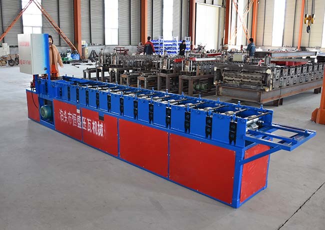 Hand touch screen light steel keel roll forming machine for house ceiling making
