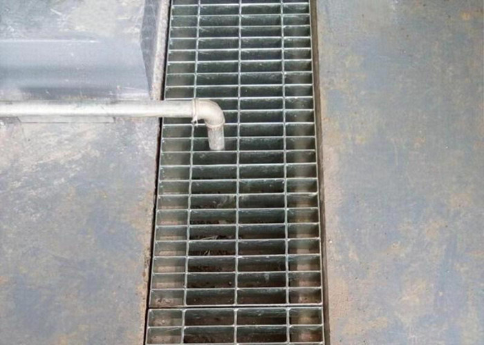Drain Channel Grating Trench Cover Leak Proof Floor Carbon Steel Foot Pedals