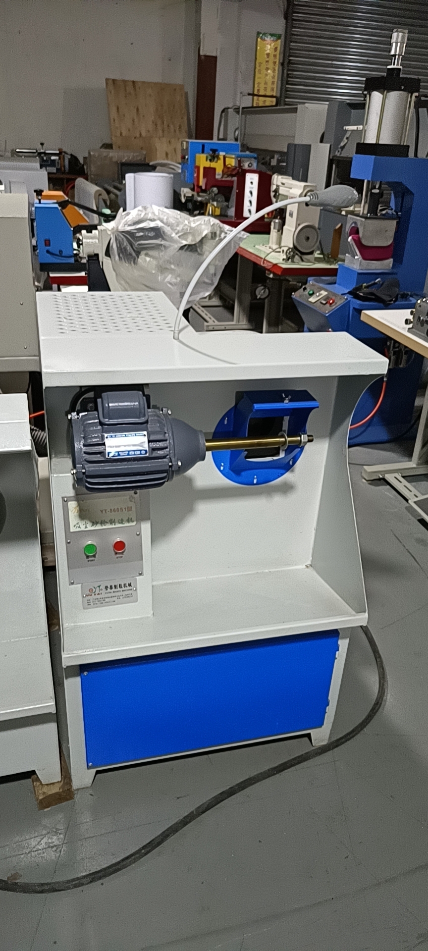Footwear Leather Shoe Polish Making Machine Polishing Buffing Filling Machine For Shoes