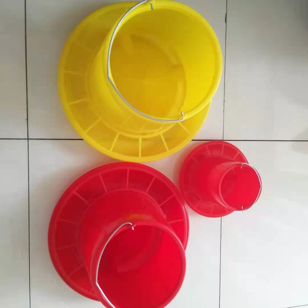 Broiler Poultry Automatic Chicken Drinkers And Feeders