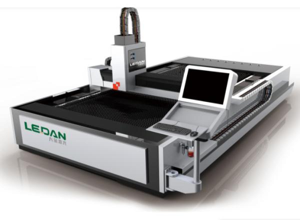 1530 Single Table Fiber Laser Cutting Machine 1000 Watt IPG Or RAYCUS Laser