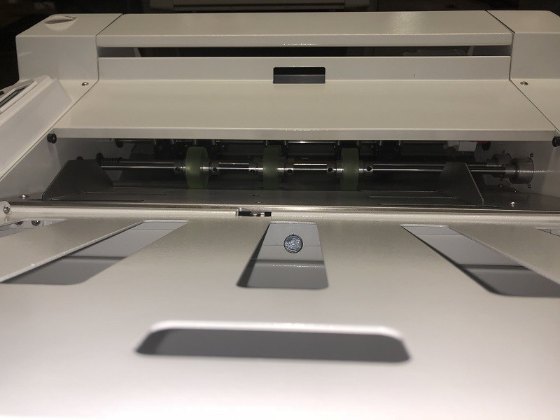 Business Commercial Sticker Label Cutting Machine Easy To Operate