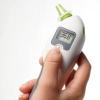 Buy cheap 153 * 93 * 41mm Non Contact Thermometer 32 Measurements Storing Capacity product