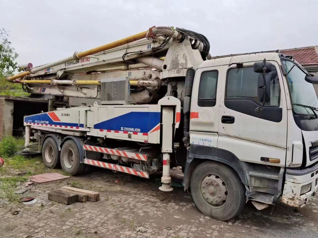 2012 Zoomlion 38m Concrete Pump on Janpan Truck Under Good Original Condition with Stable Work Sale in Very Low Price