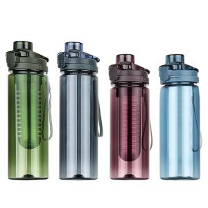 China Fruit Infuser Leak Proof Lock Key Plastic Drink Bottle 770ml Large Capacity on sale