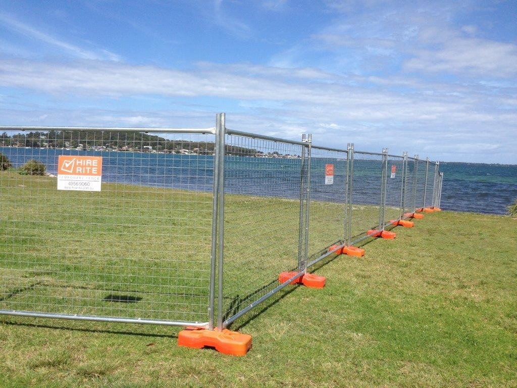 Outdoor Galvanized Steel 4ft Temporary Construction Metal Fence Panels