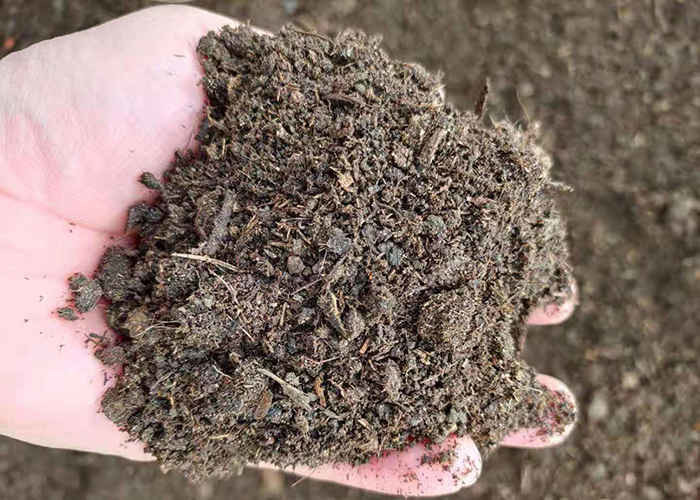 Animal Manure Fermentation Compost Equipment Crawler Type Compost Turner Machine