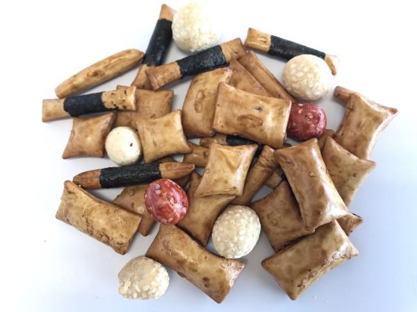 Buy cheap Roasted Peanut Healthy Snack Mix , Crispy Sweet And Salty Snack Mix For Kids from wholesalers