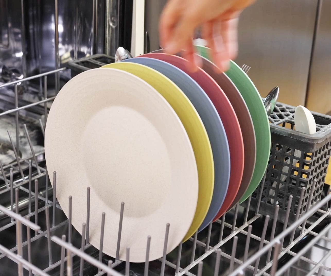 FDA Microwaveable Silicone Dinnerware Set , Odorless Suction Plates With Lids
