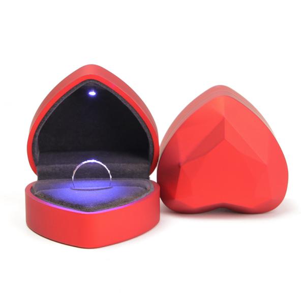 Buy cheap LED Heart-Shaped Red Gem Cassette The Ultimate Jewelry Package for Your End Collection from wholesalers
