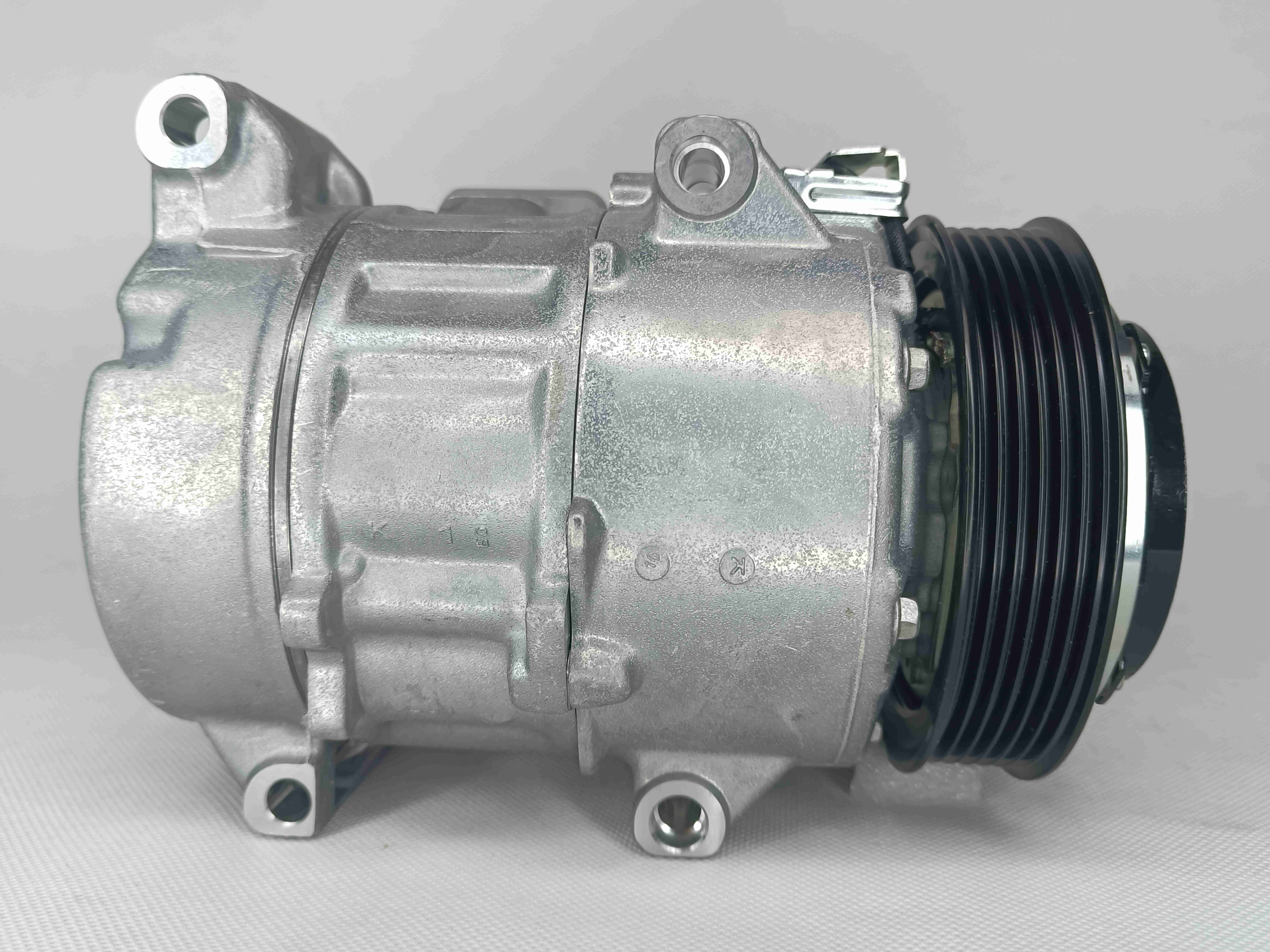 Auto Ac Conditioning Compressor For Toyota Camry2.0 OEM 8832006200 8831006400