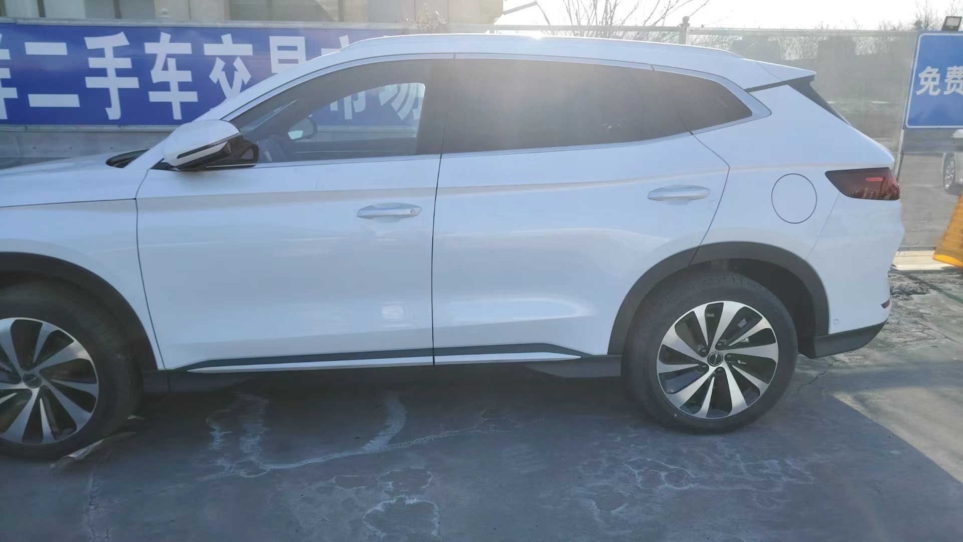 605km Byd Song Plus EV Cars Flagship Version New Energy Electric Vehicle 4 Wheels Fast Charging