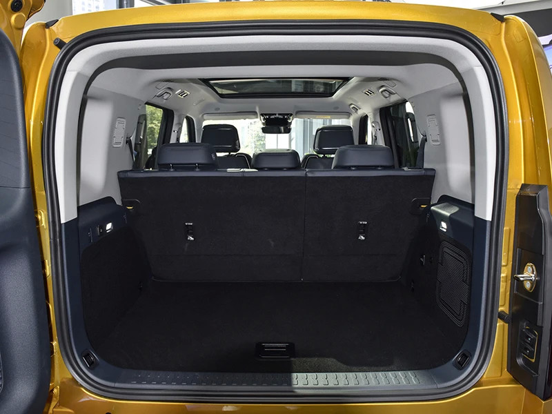 Hybrid Car Luxury Off Road Car BYD Formula Leopard 5 5 Doors/5 Seats SUV NEDC Range 1200km