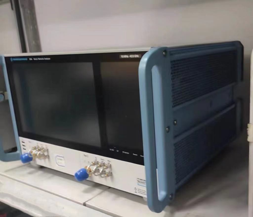 Rohde & Schwarz ZNA43 VNA Vector Network Analyzer 10 MHz to 43.5GHz four port