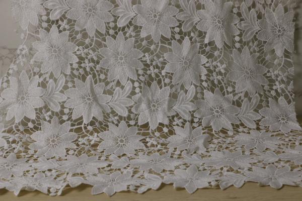 Buy cheap Polyester Allover Lace Fabric Peekaboo White Water Soluble Botanical Chemical from wholesalers