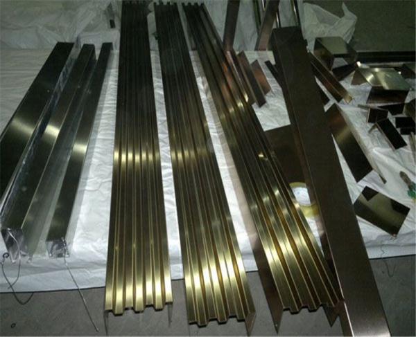 Buy cheap Polished Finishes Stainless Steel Corner Guards 201 304 316 Wall Frame Ceiling Wall Frame Ceiling from wholesalers