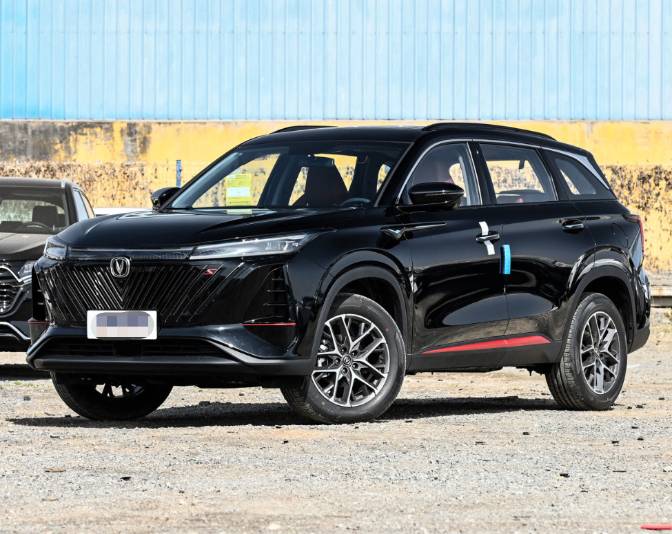 Changan Gasoline CS75 PLUS 2022 1.5T Automatic Luxury Version 5 Seats SUV