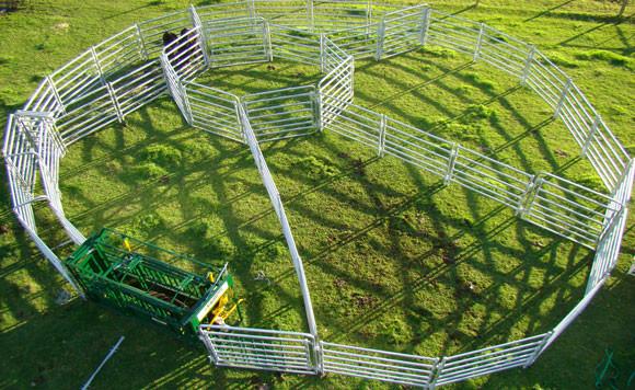 Buy cheap ISO 2.1m Length Cattle Fence Panels For Livestock Farm from wholesalers