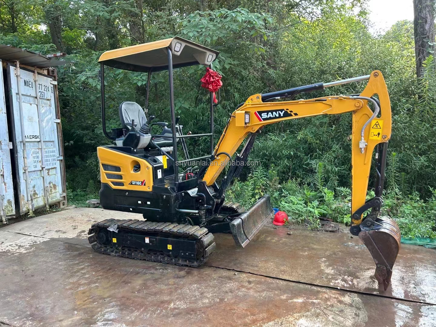 Affordable SANY 16 Excavator 0.04m3 Bucket Capacity 10.3KW Power Excellent Condition
