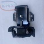 11220-10J00 Auto Part Genuine Insulator Emgine Mounting For Nissan