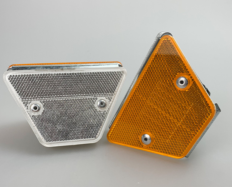 Aluminum Road Marking Reflector with Casting Aluminum Alloy Plastic Body Material