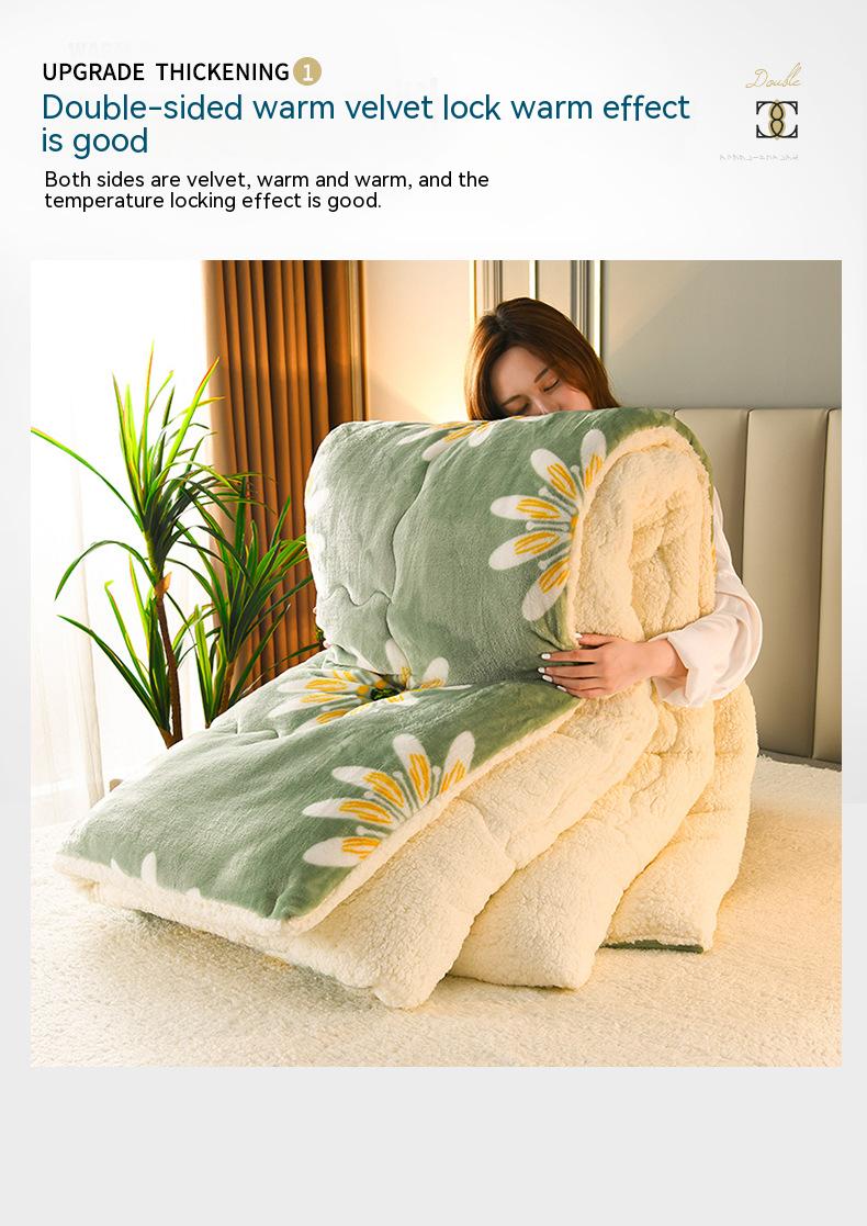Customized Size Bedding Set Thickened Warm Lamb Fleece Quilt with 100% Polyester Fabric