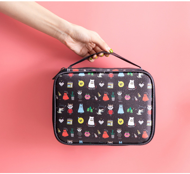 Standard Size Cartoon Printed Toiletry Cosmetic Bag With Handle Waterproof