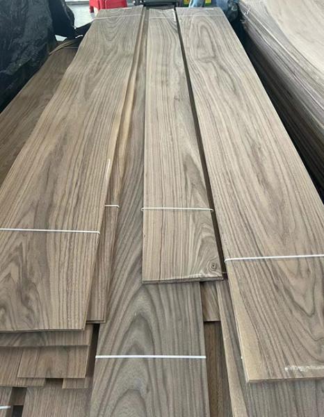 Buy cheap Slice Cut American Walnut Veneer Natural A Grade Thick 2mm Floor Door from wholesalers