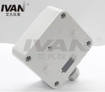 Air Adjustable Differential Pressure Transmitter with IP 65 Protection and LCD Display