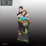 store currugated display stands for show tyre in the exhibition