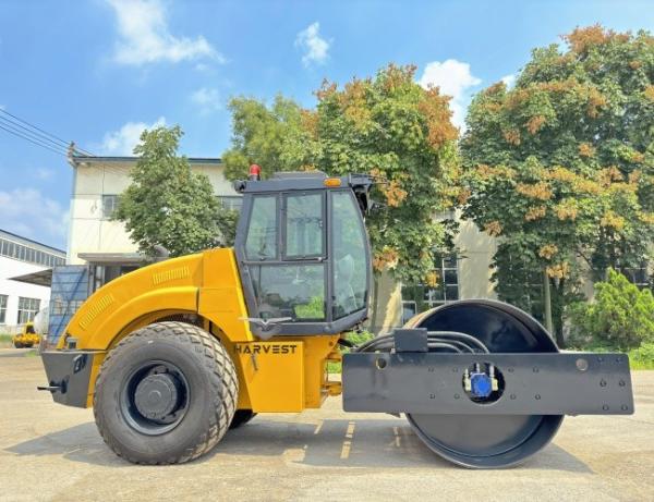Buy cheap 18 Ton Mechanical Single Drum Road Roller with Cummins 112kW Hot Sale in South Africa from wholesalers
