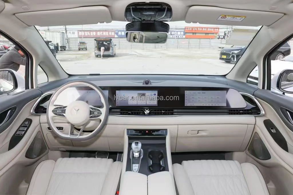 Voyah Dreamer EV The Perfect Blend of Comfort and Efficiency for 2023's MPV Market