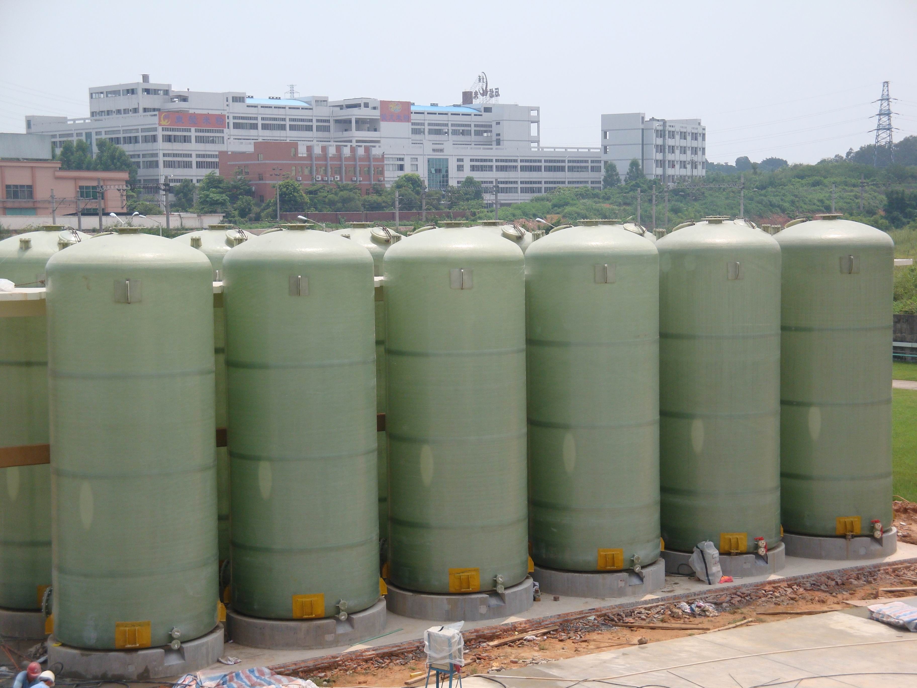 2000mm*3520mm Horizontal Frp Softener Water Tank Cylindrical Cross Wound