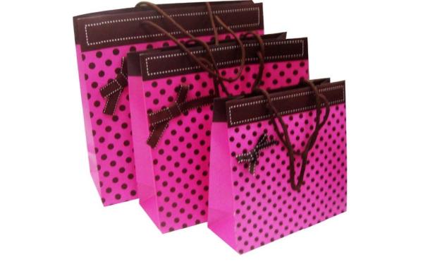Buy cheap Lovely C2S Paper Gift Bags With Glossy Lamination, Personalized Paper Hand Bag For Gift Packing from wholesalers