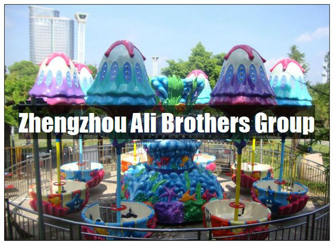 Amusement park games factory family rides shaking head happy jellyfish