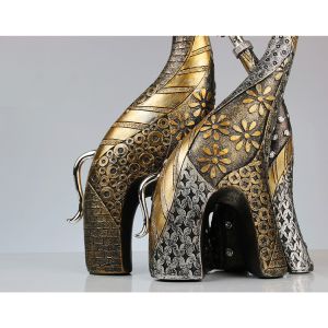 Buy cheap Cute Giraffe Figurine Statue Non Toxic Resin Crafts For House Decorations from wholesalers